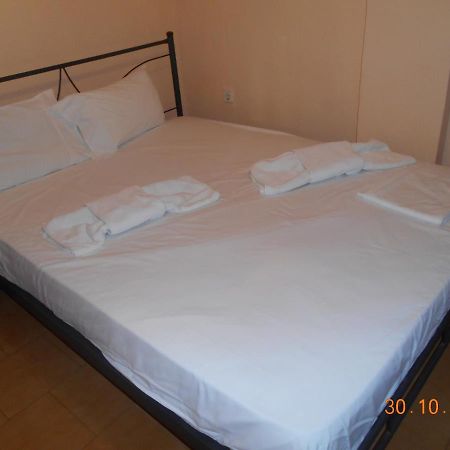 Melios Rooms Petalídi Kültér fotó