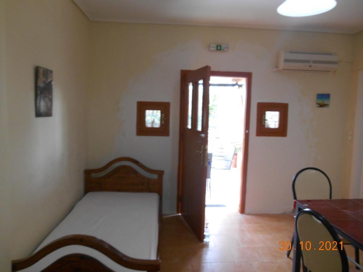 Melios Rooms Petalídi Kültér fotó