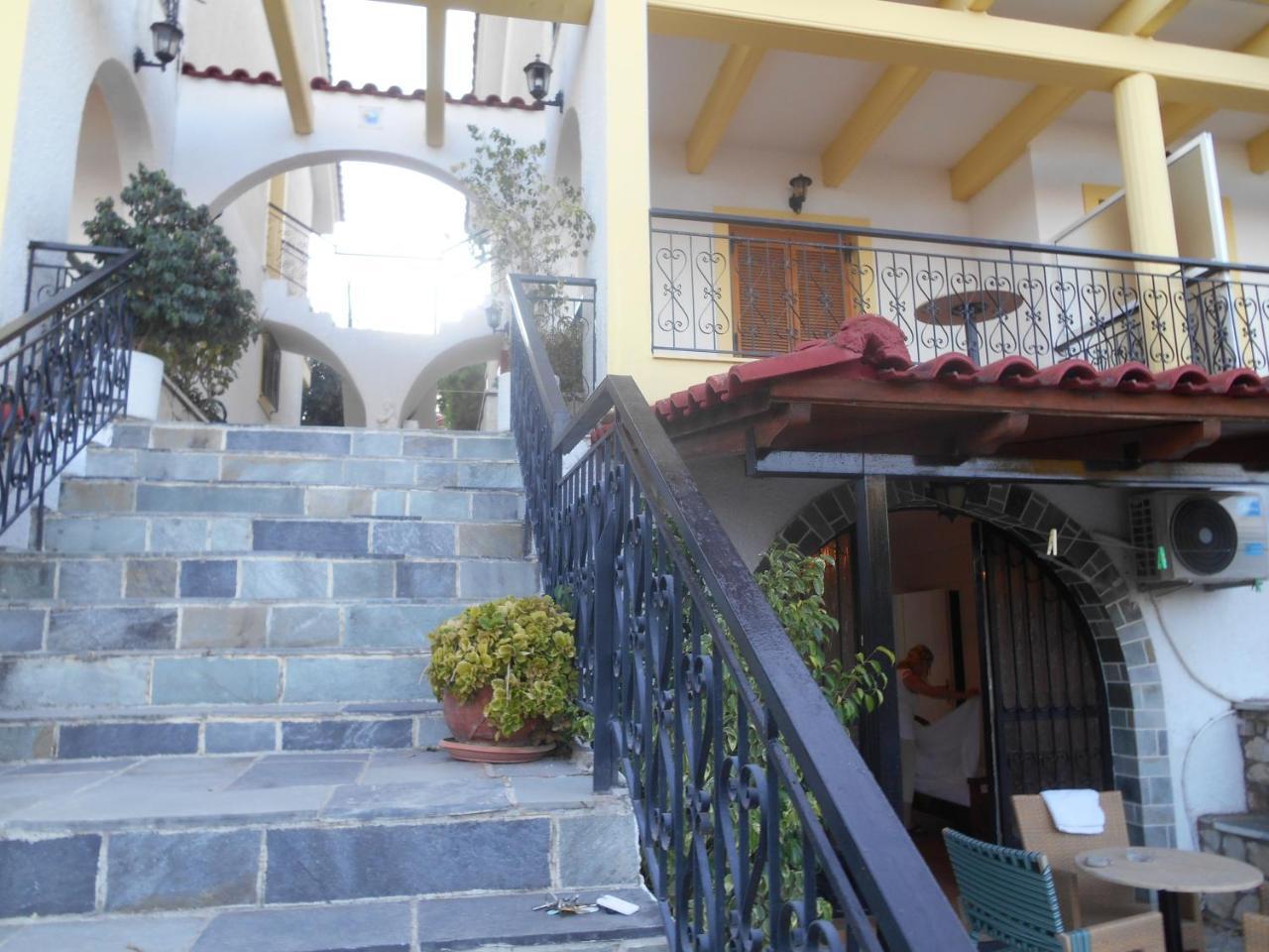 Melios Rooms Petalídi Kültér fotó